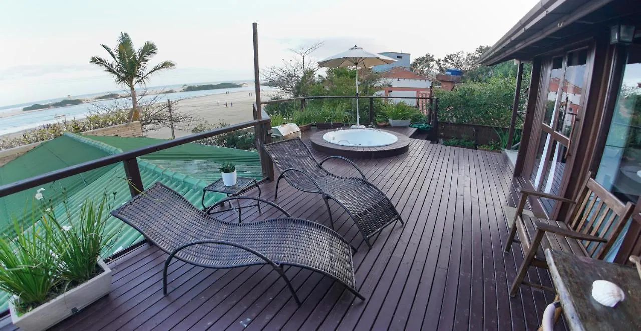 Casa Master Frente Da Praia Guarda do Embaú Brazílie